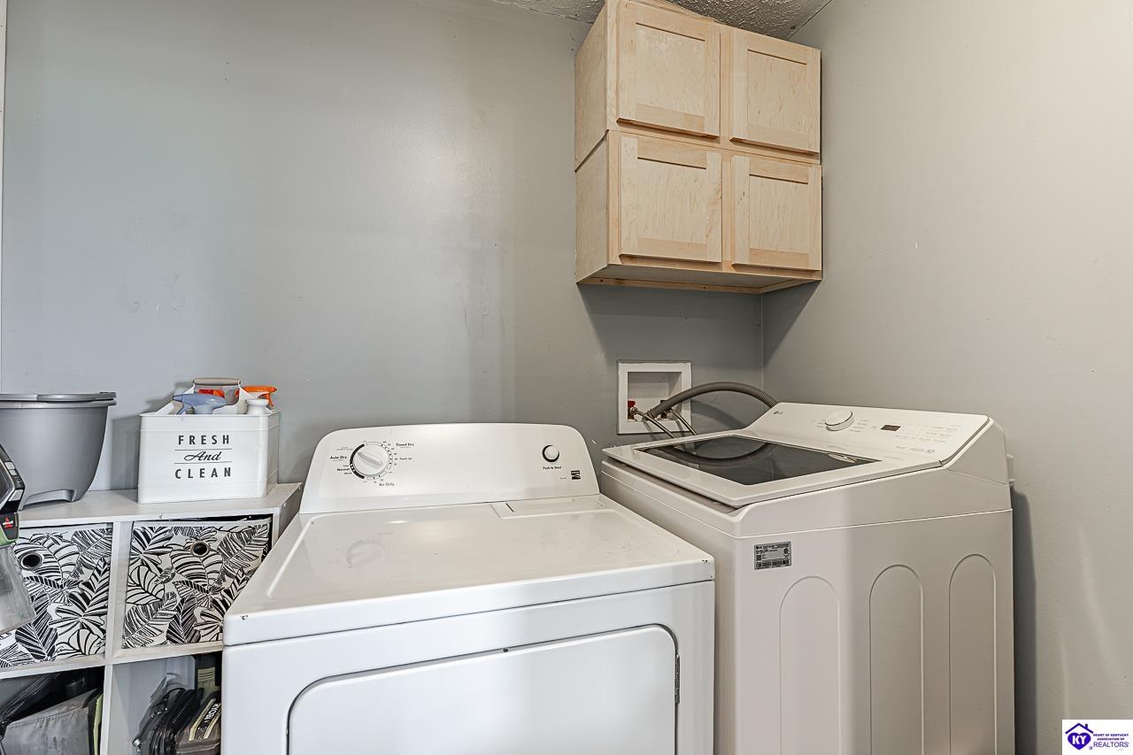 145 Nall Road Property Photo 13