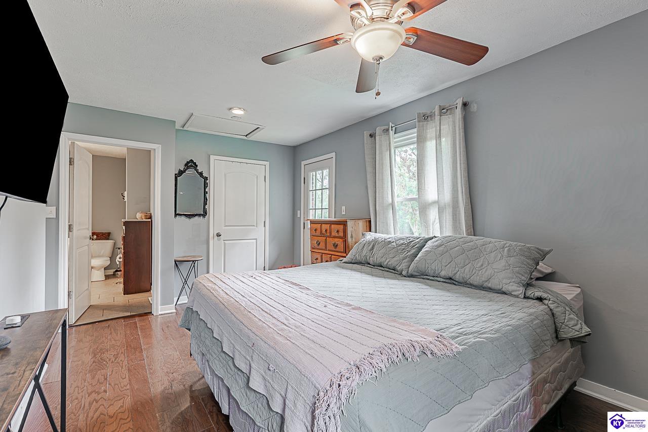 145 Nall Road Property Photo 23