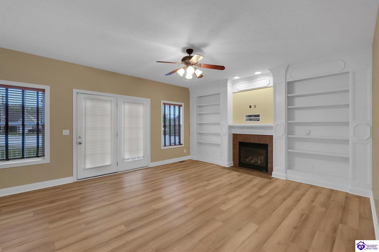 500 Concord Grape Way Property Photo 7
