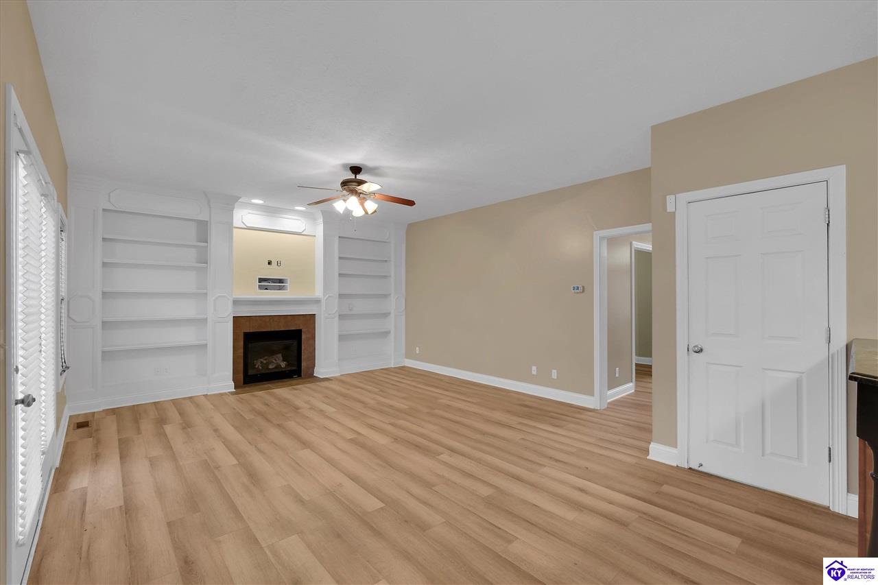 500 Concord Grape Way Property Photo 8