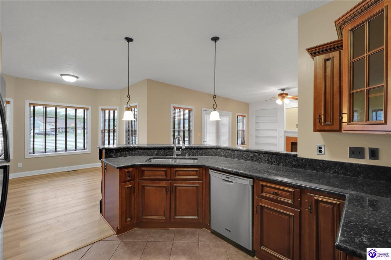 500 Concord Grape Way Property Photo 15