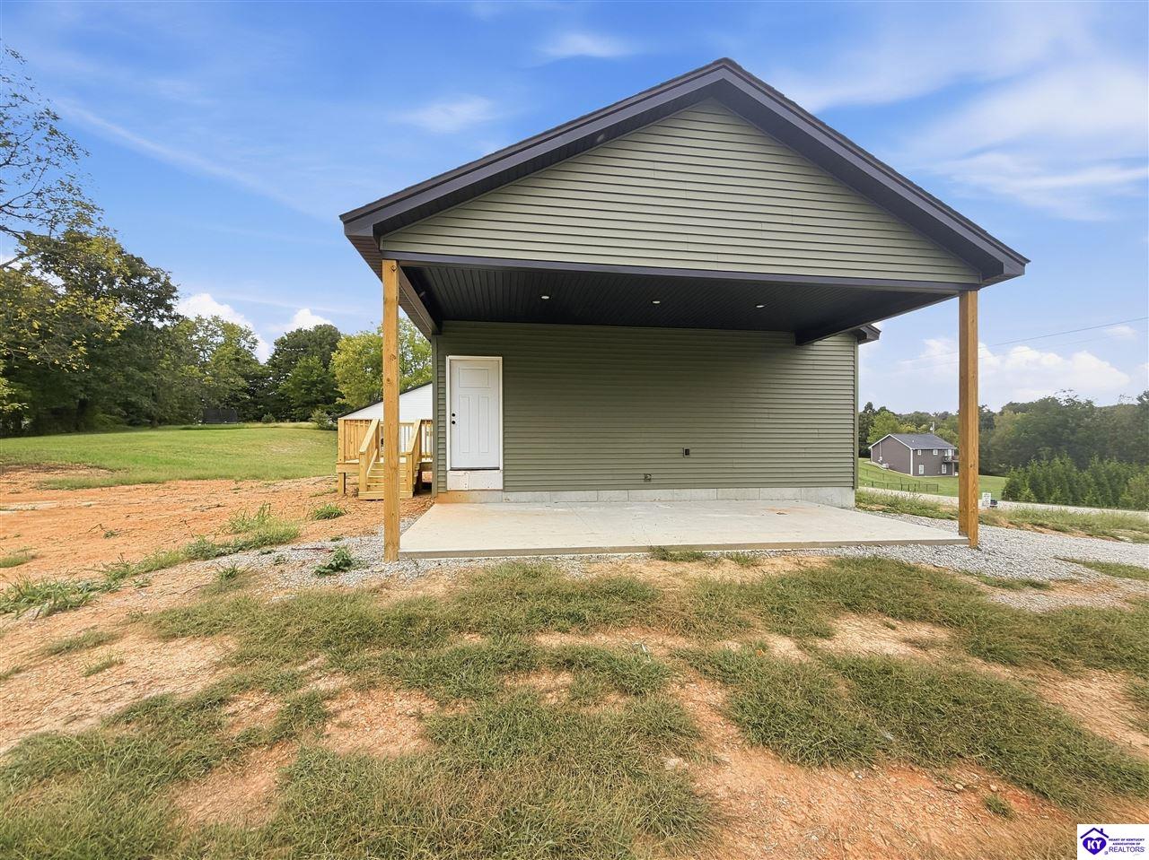 258 School Side Drive Property Photo 20