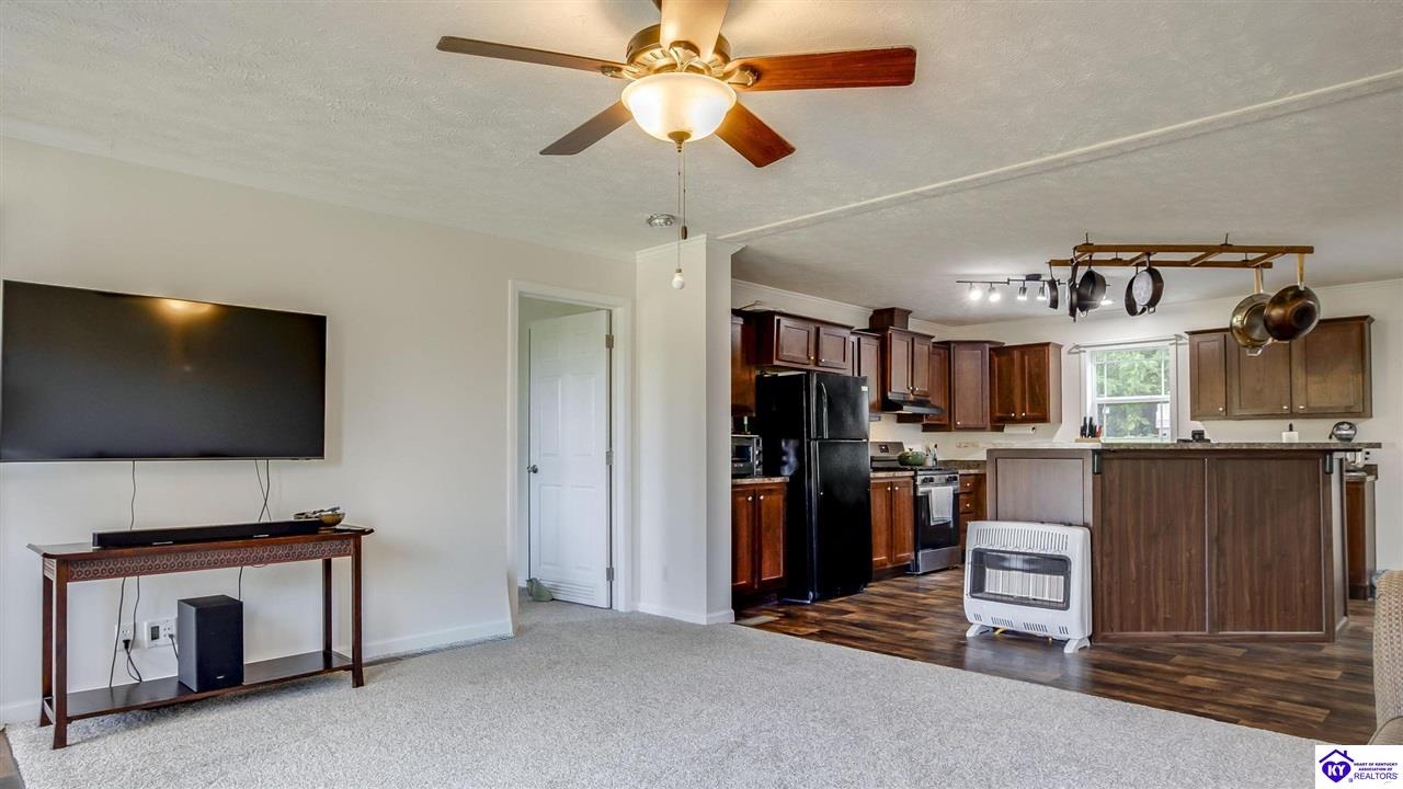 1560 Blue Fork Lane Property Photo 12