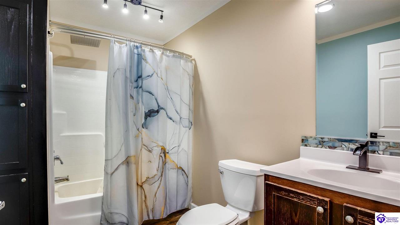 1560 Blue Fork Lane Property Photo 33