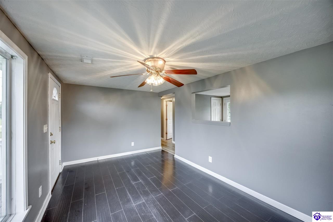 2787 Highway 44 W Property Photo 10