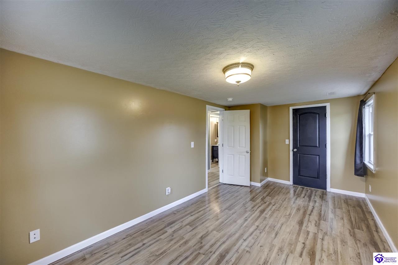 2787 Highway 44 W Property Photo 17