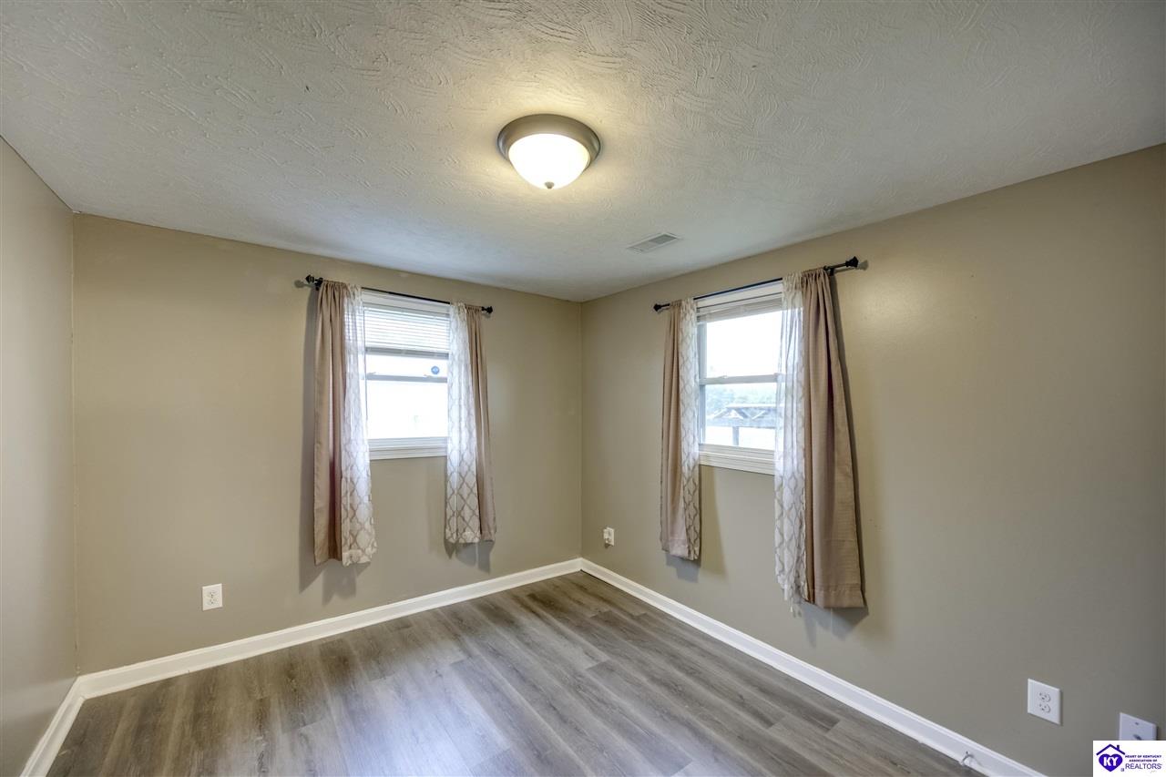 2787 Highway 44 W Property Photo 21