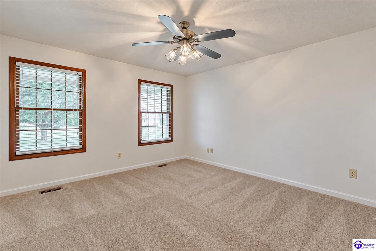 116 Creekview Lane Property Photo 16