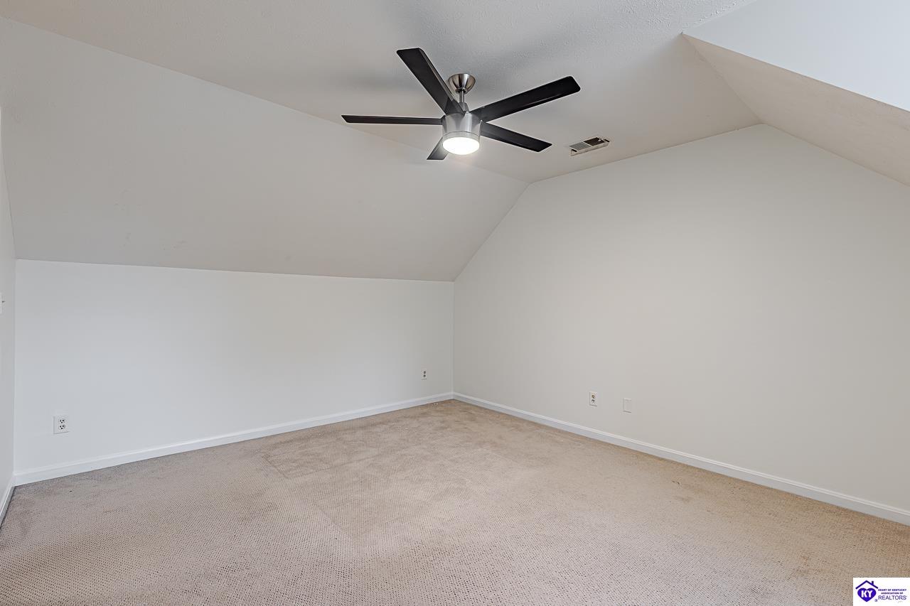 116 Creekview Lane Property Photo 20