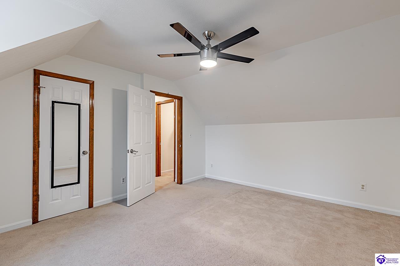 116 Creekview Lane Property Photo 30
