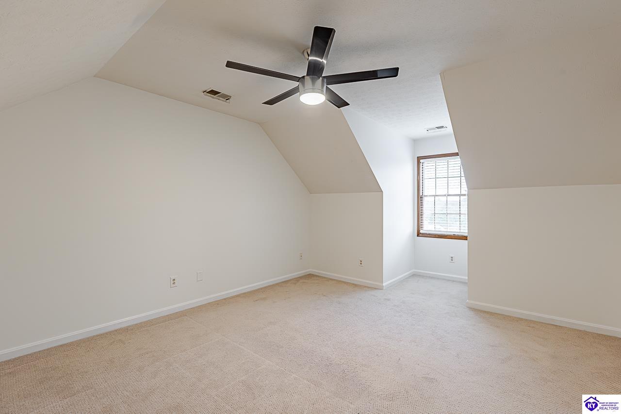 116 Creekview Lane Property Photo 32