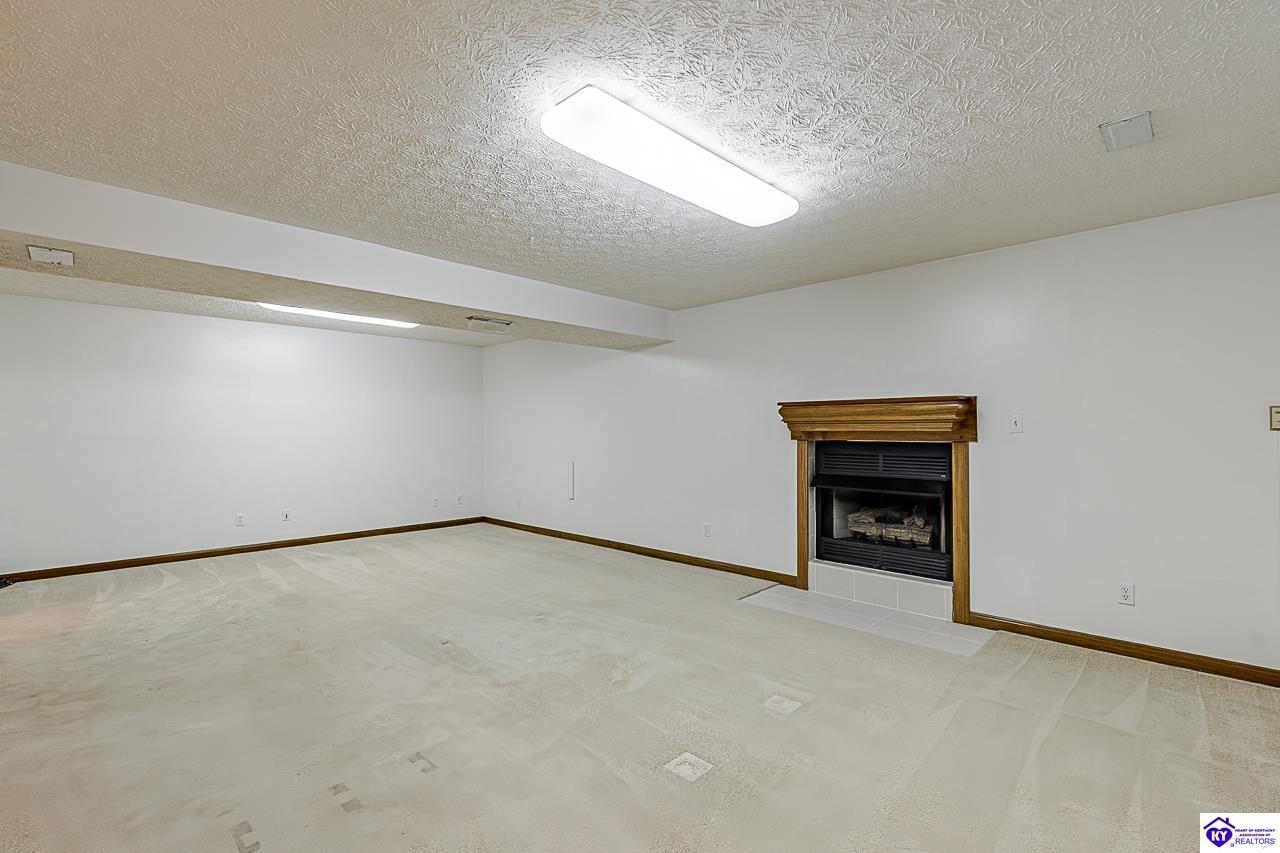 116 Creekview Lane Property Photo 33