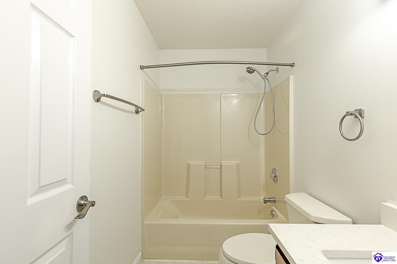 116 Creekview Lane Property Photo 39