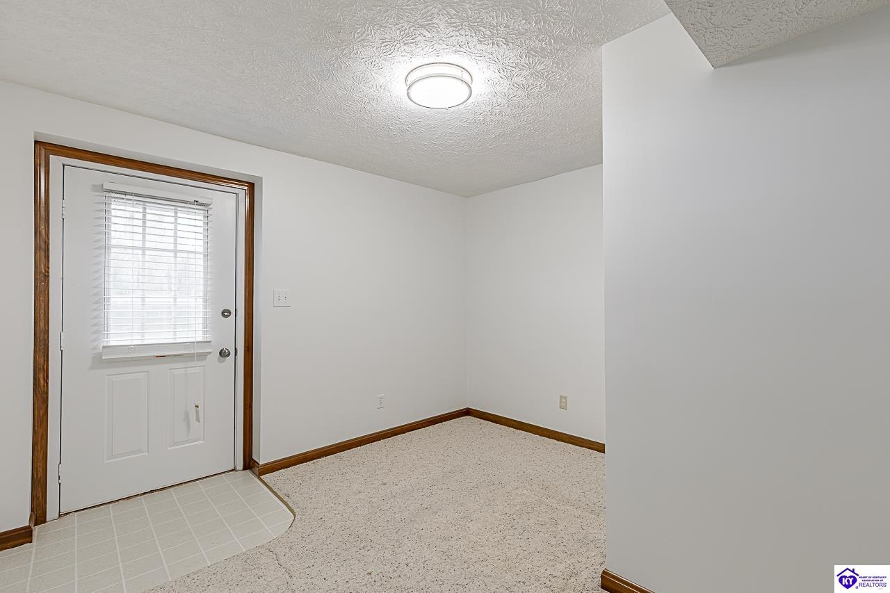 116 Creekview Lane Property Photo 40