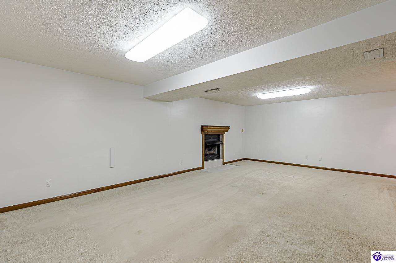 116 Creekview Lane Property Photo 41