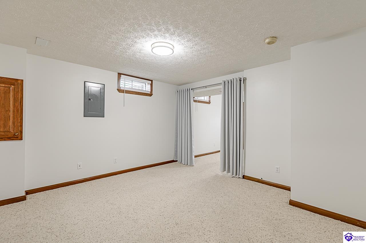 116 Creekview Lane Property Photo 45