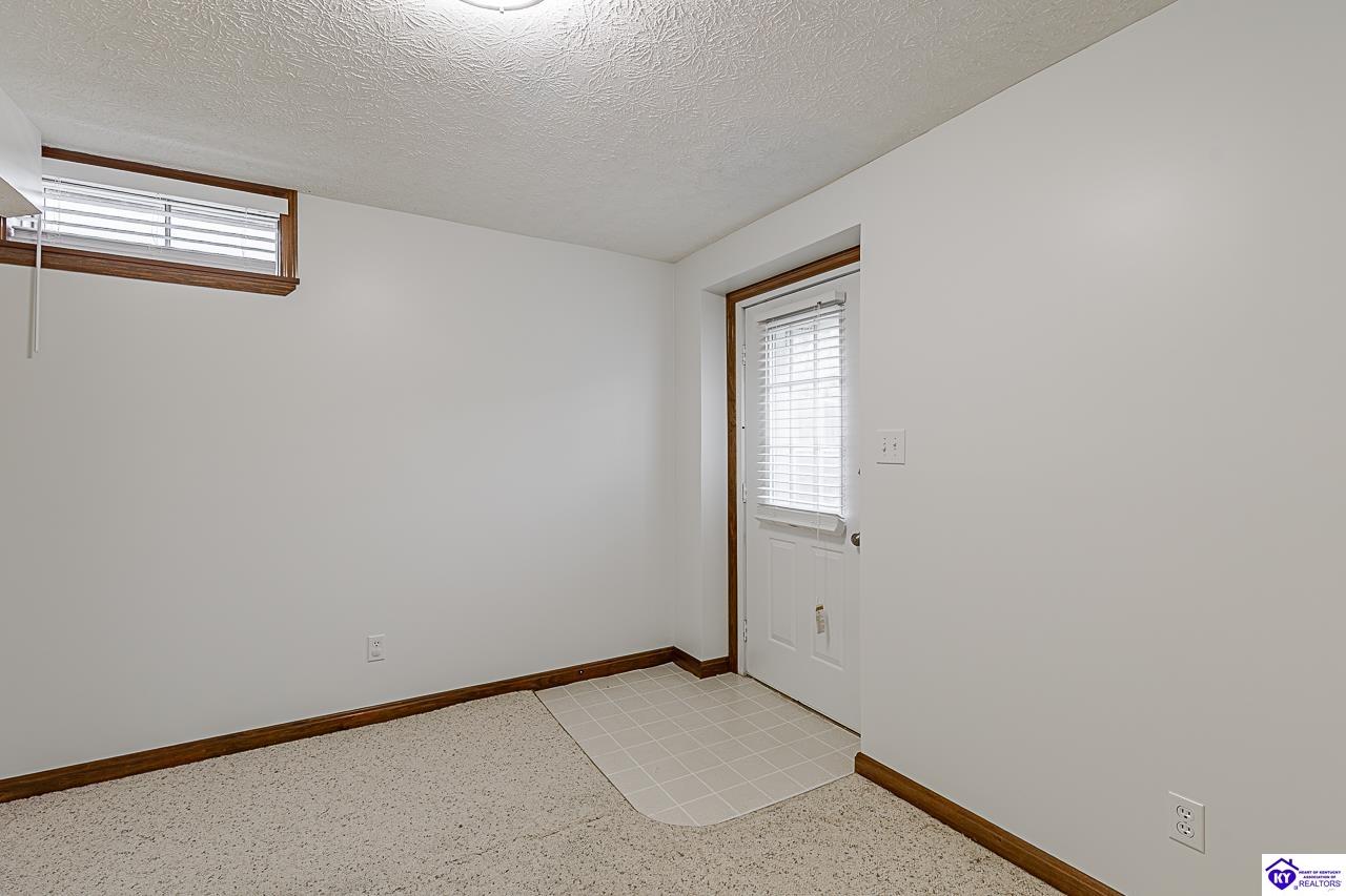 116 Creekview Lane Property Photo 50