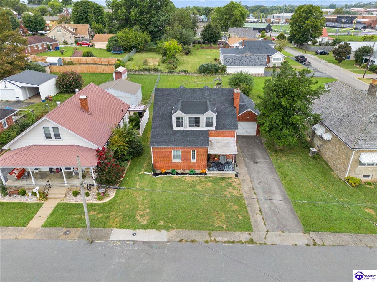 503 Redman Avenue Property Photo 6