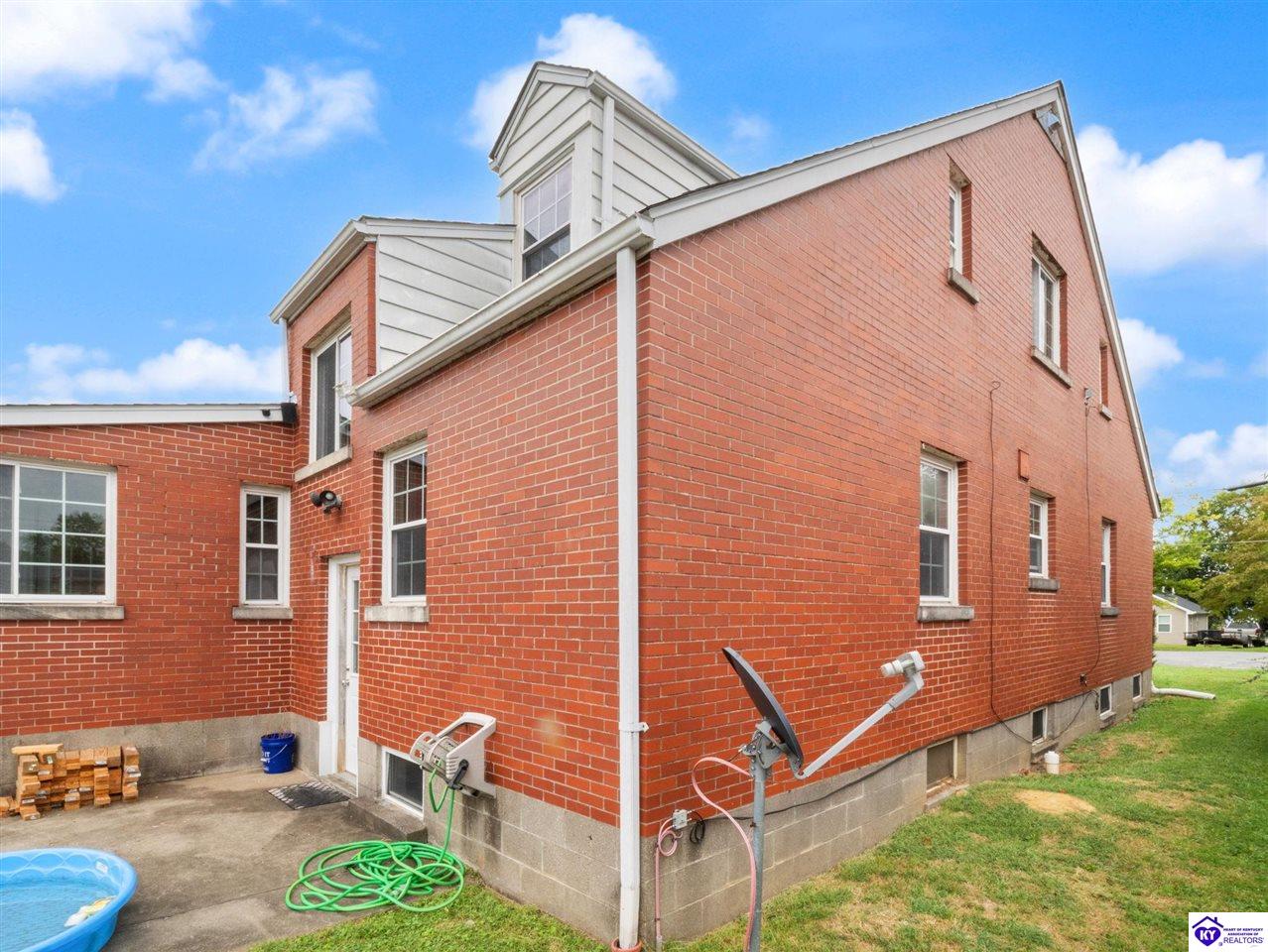 503 Redman Avenue Property Photo 68
