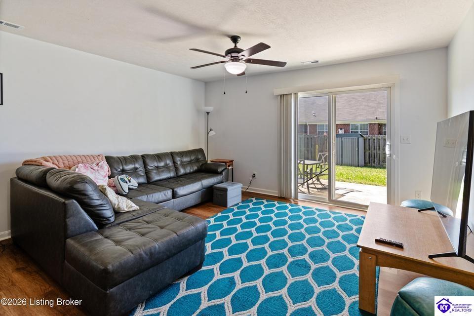 207 Gadwall Court Property Photo 8