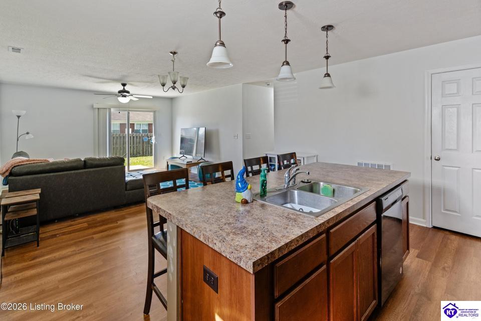207 Gadwall Court Property Photo 10