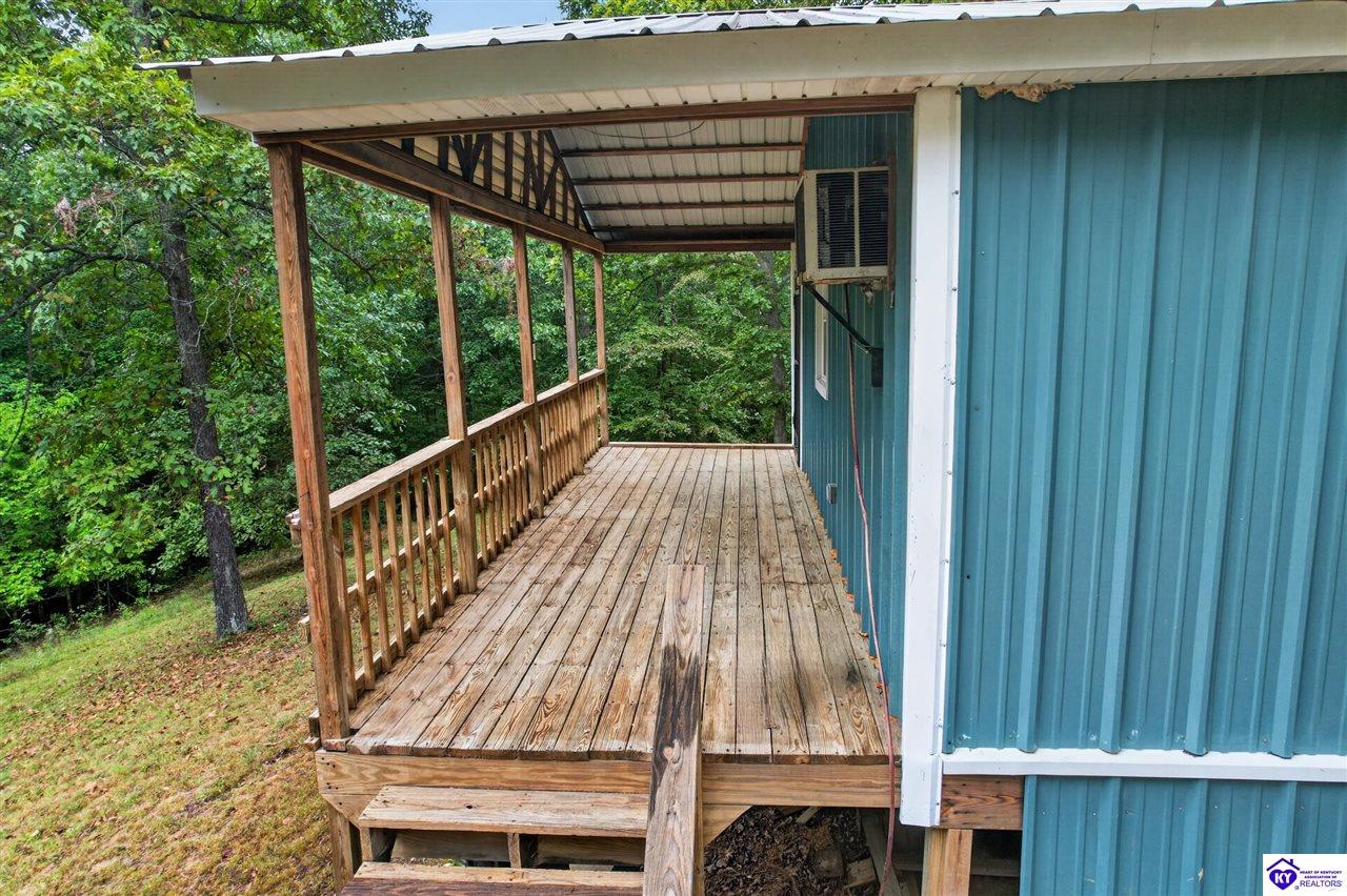 1312 S Otter Creek Road Property Photo 4
