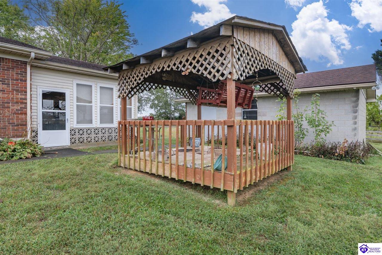 2924 Caney Creek Road Property Photo 15