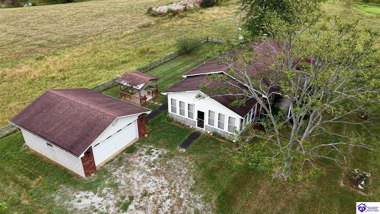 2924 Caney Creek Road Property Photo 16