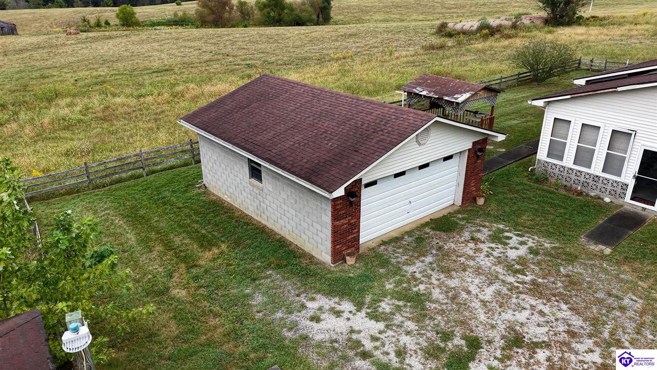 2924 Caney Creek Road Property Photo 17