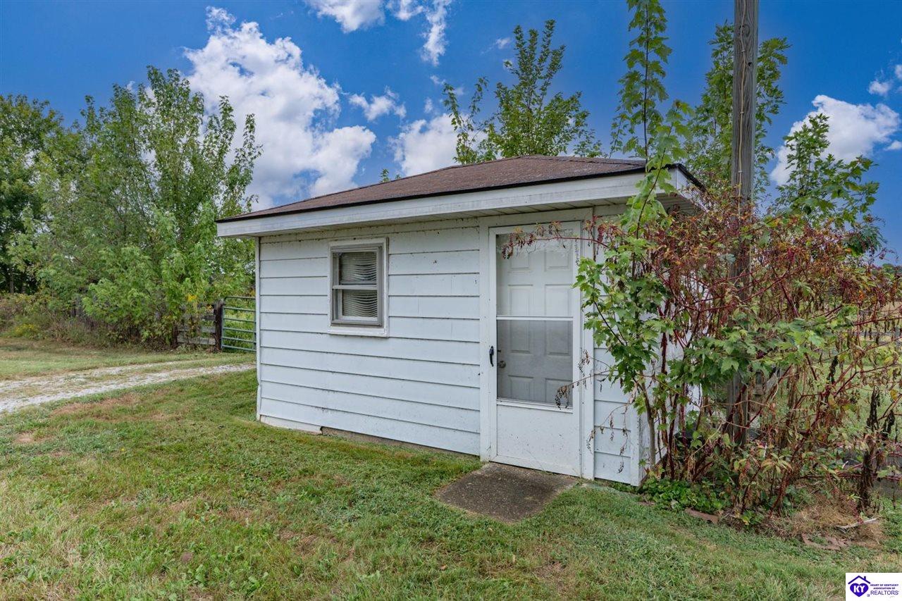 2924 Caney Creek Road Property Photo 19
