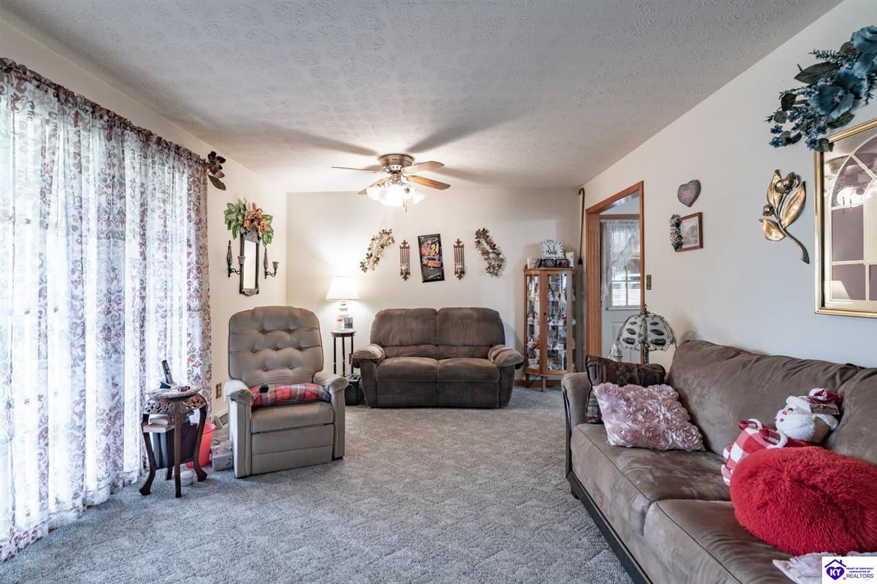 2924 Caney Creek Road Property Photo 21