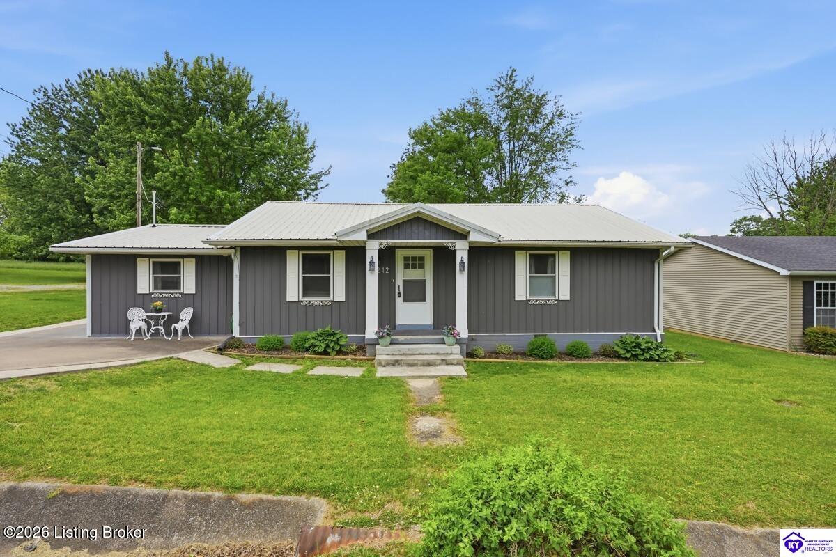 212 Lilac Road Property Photo 1