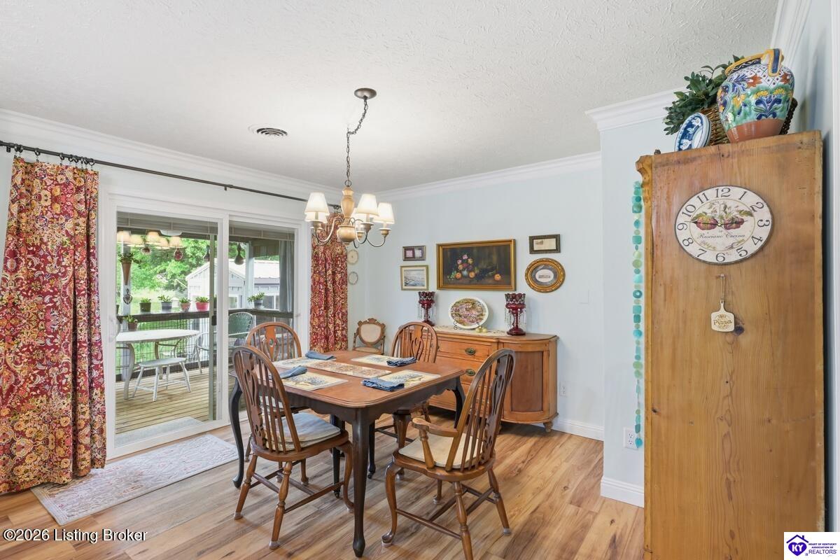 212 Lilac Road Property Photo 4