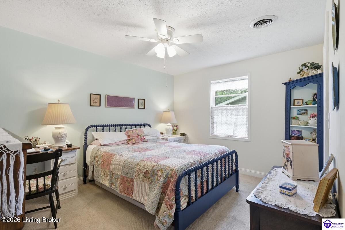 212 Lilac Road Property Photo 10