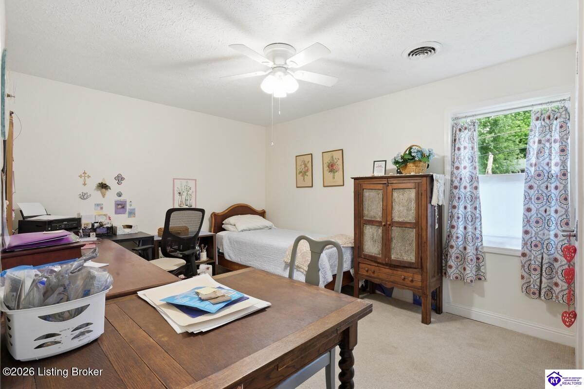 212 Lilac Road Property Photo 12