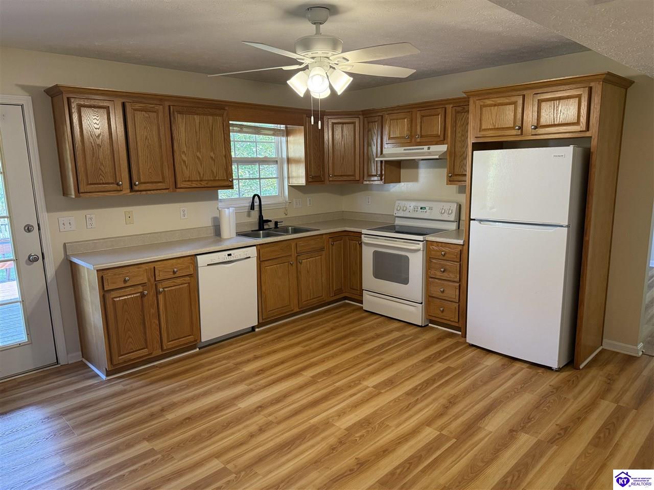 364 Valley View Drive Property Photo 4
