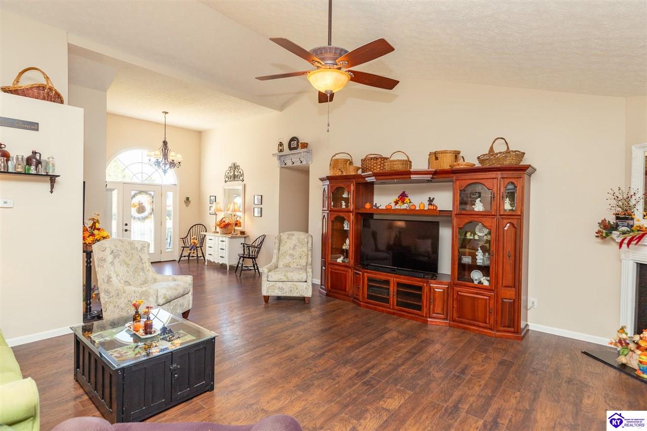 277 Scenic View Drive Property Photo 11