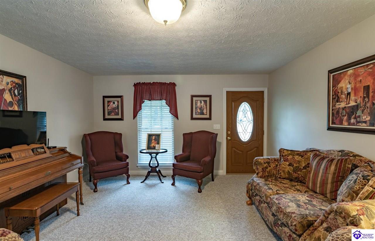 99 Strawberry Hill Drive Property Photo 13