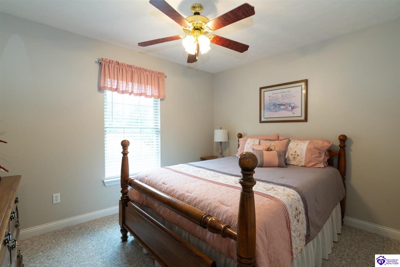 99 Strawberry Hill Drive Property Photo 18