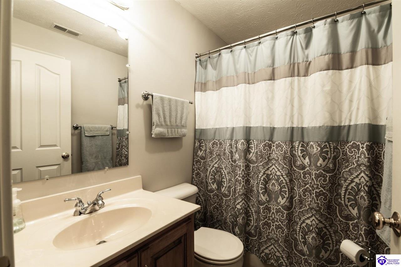 99 Strawberry Hill Drive Property Photo 29
