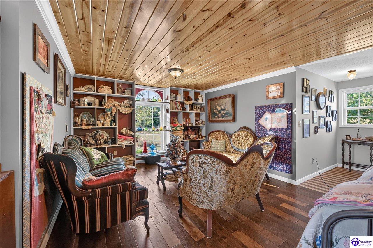 90 Willoughby Road Property Photo 39