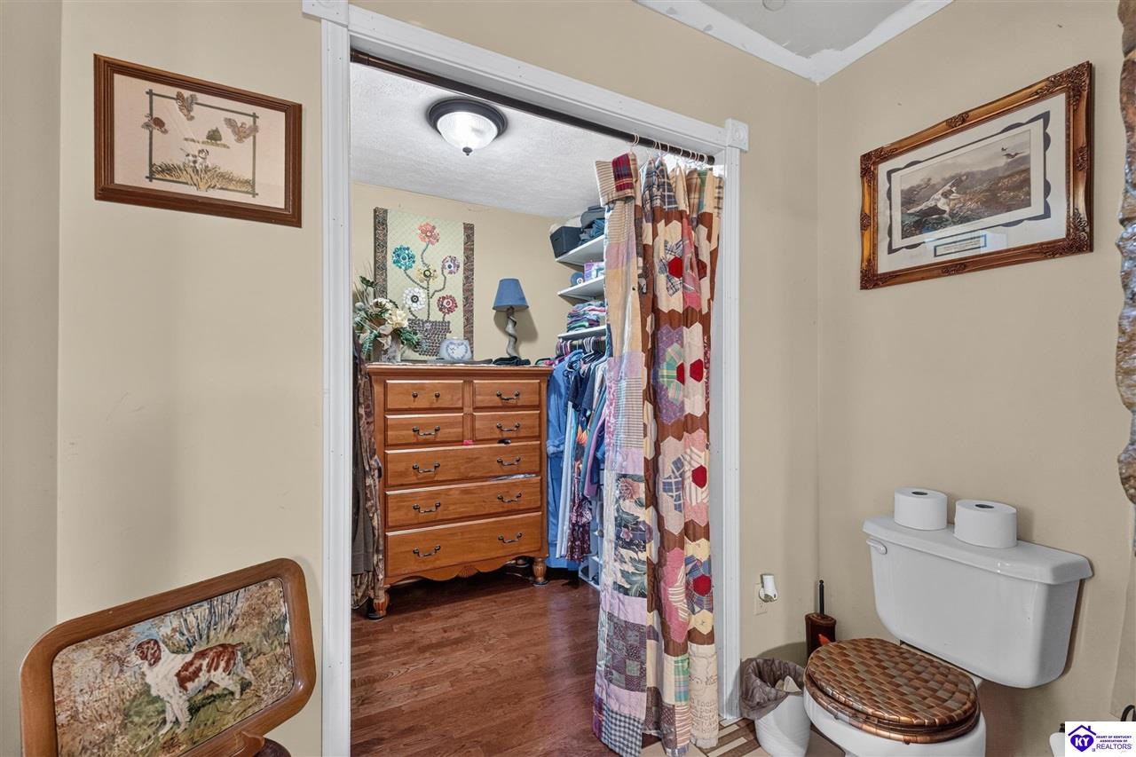 90 Willoughby Road Property Photo 55