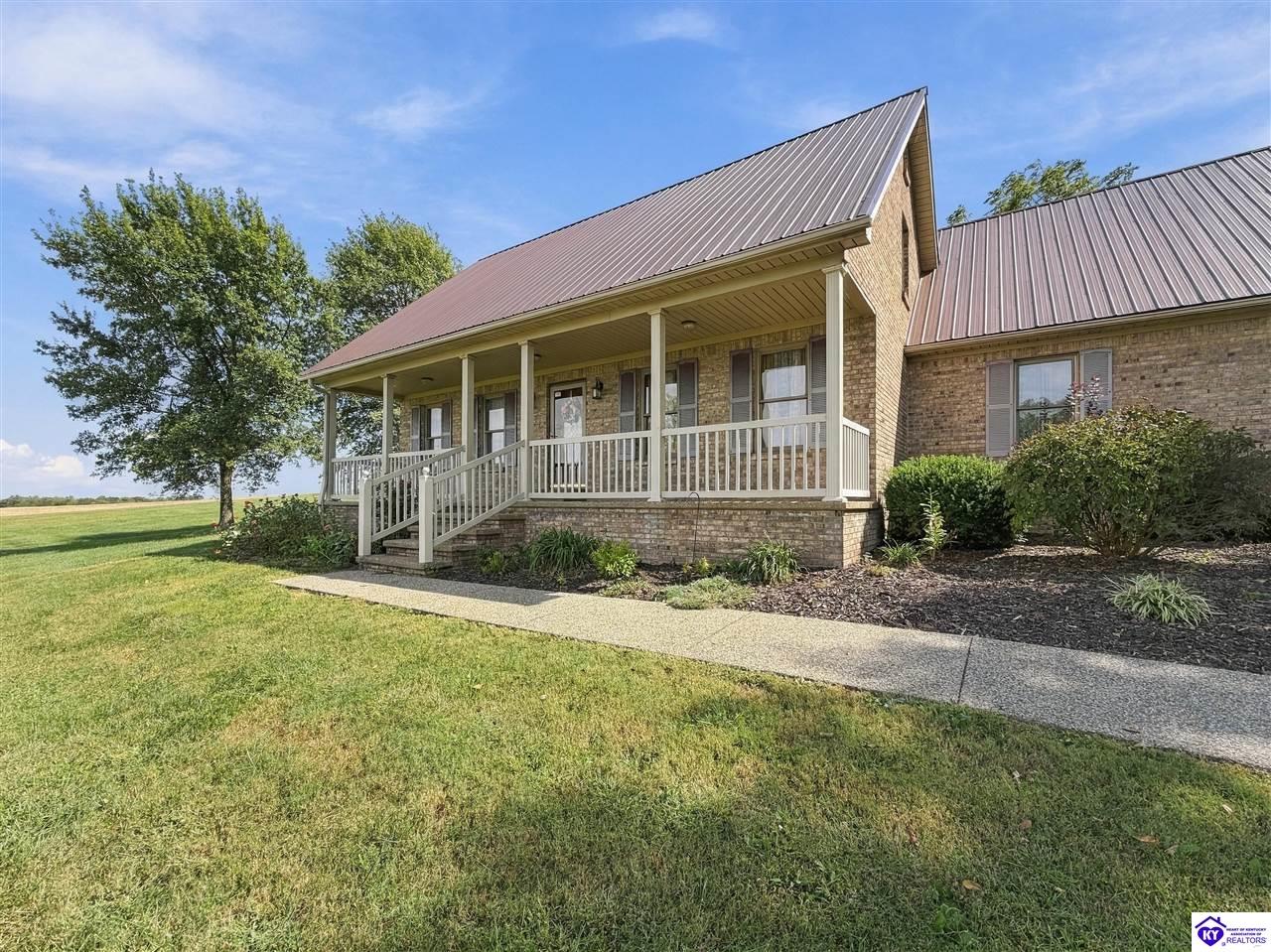 1250 Stringtown Road Property Photo 2