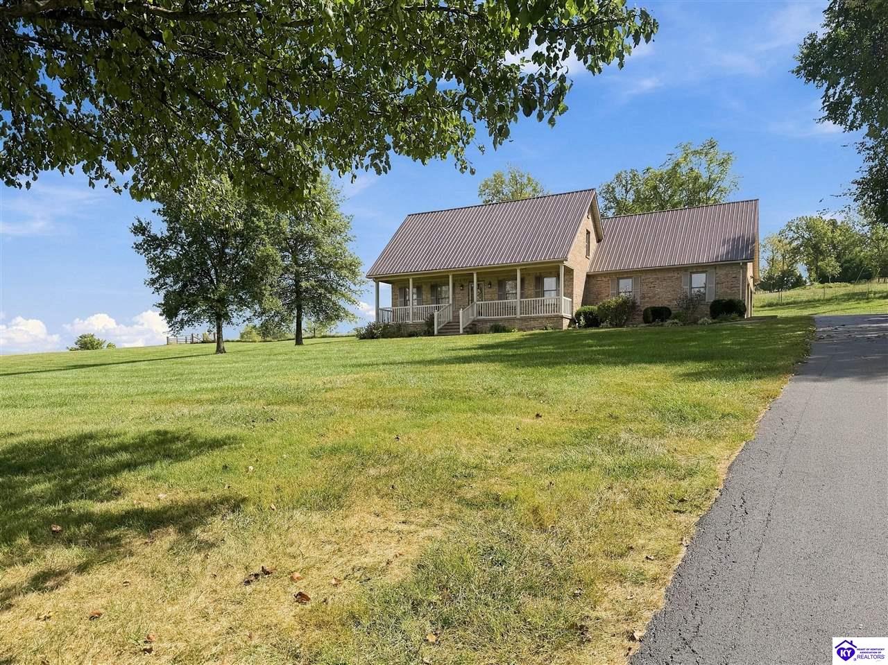 1250 Stringtown Road Property Photo 3