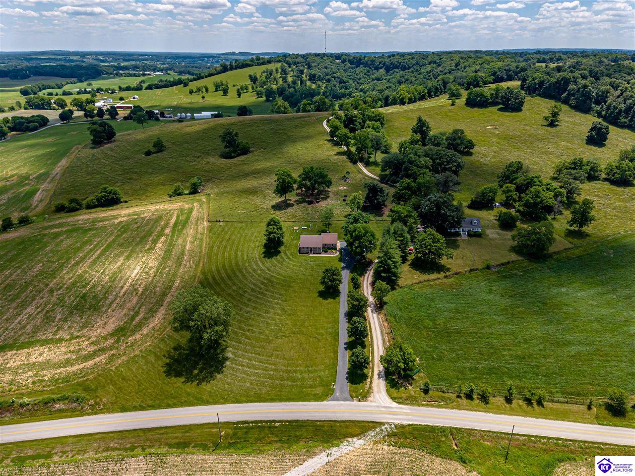 1250 Stringtown Road Property Photo 12