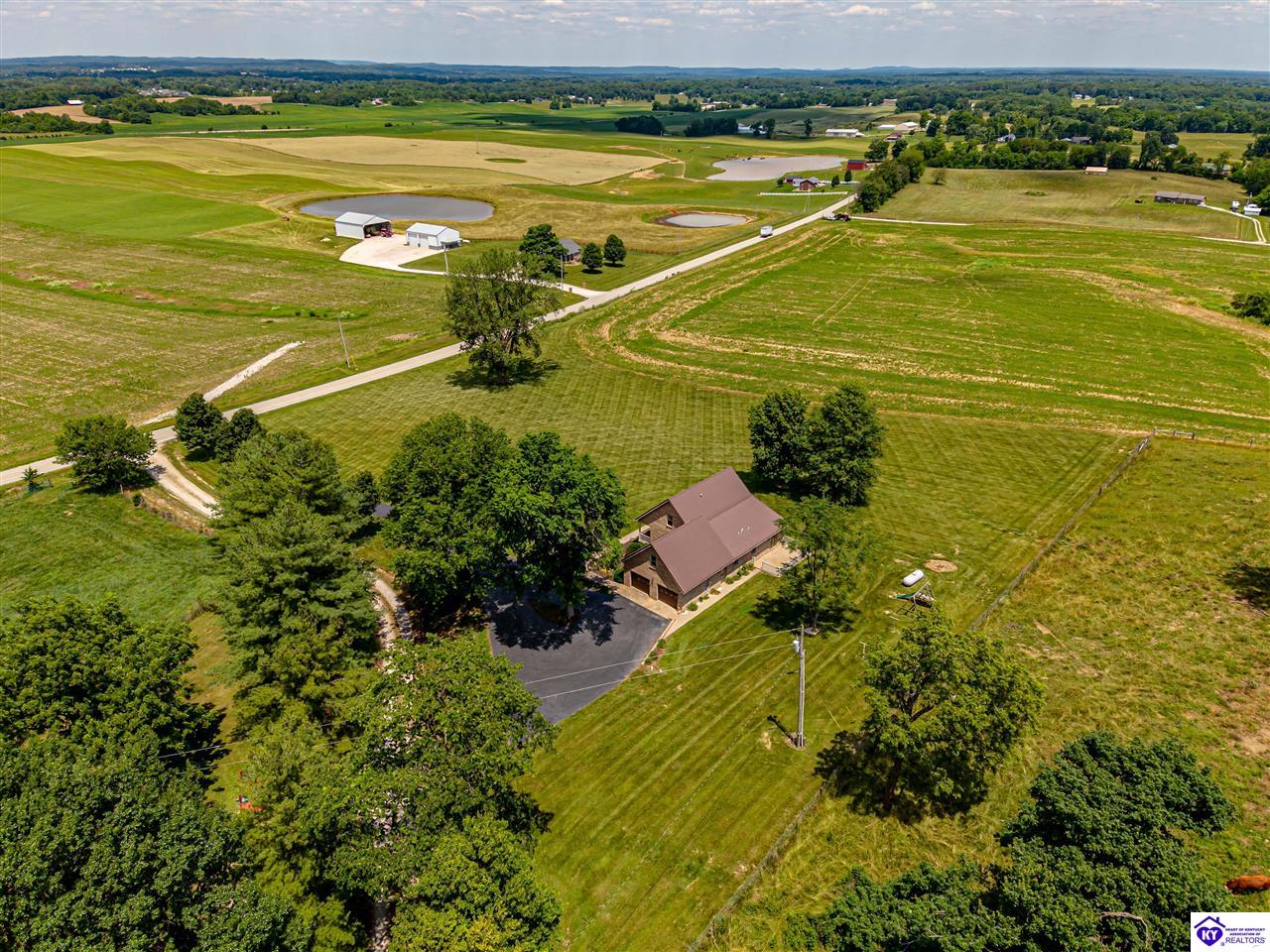 1250 Stringtown Road Property Photo 14