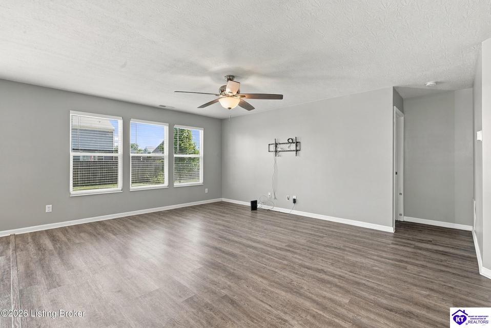 124 Gadwall Court Property Photo 10