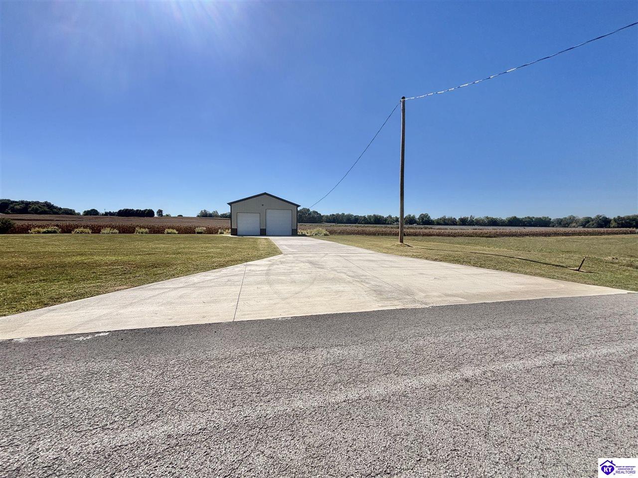 200 Westshore Drive Property Photo 2