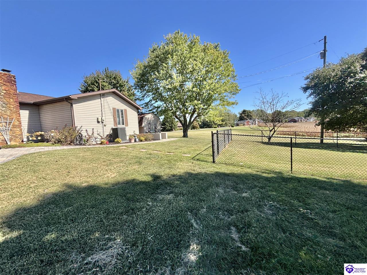 200 Westshore Drive Property Photo 10