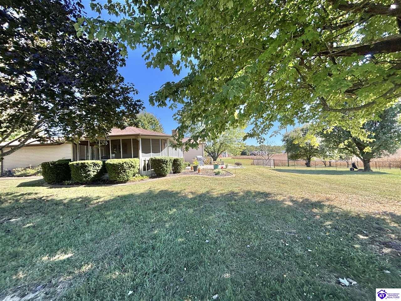 200 Westshore Drive Property Photo 15